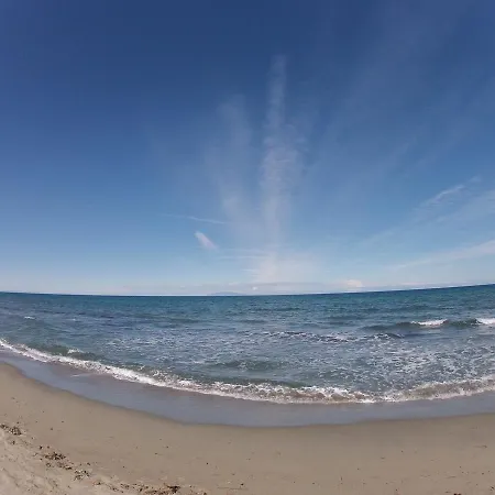 Holiday Marina Di *